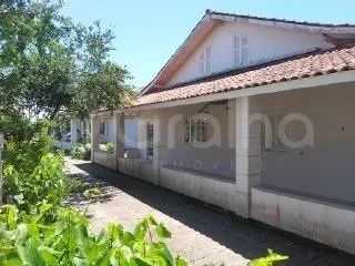 Terreno com 1.856,44mª com 2 casas na Ponta das Canas. - Foto 5