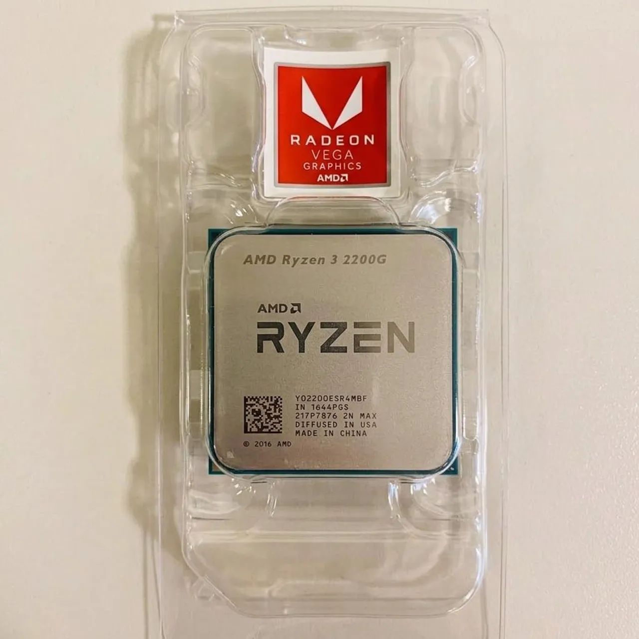 AMD Ryzen 3 2200G (Sem cooler)