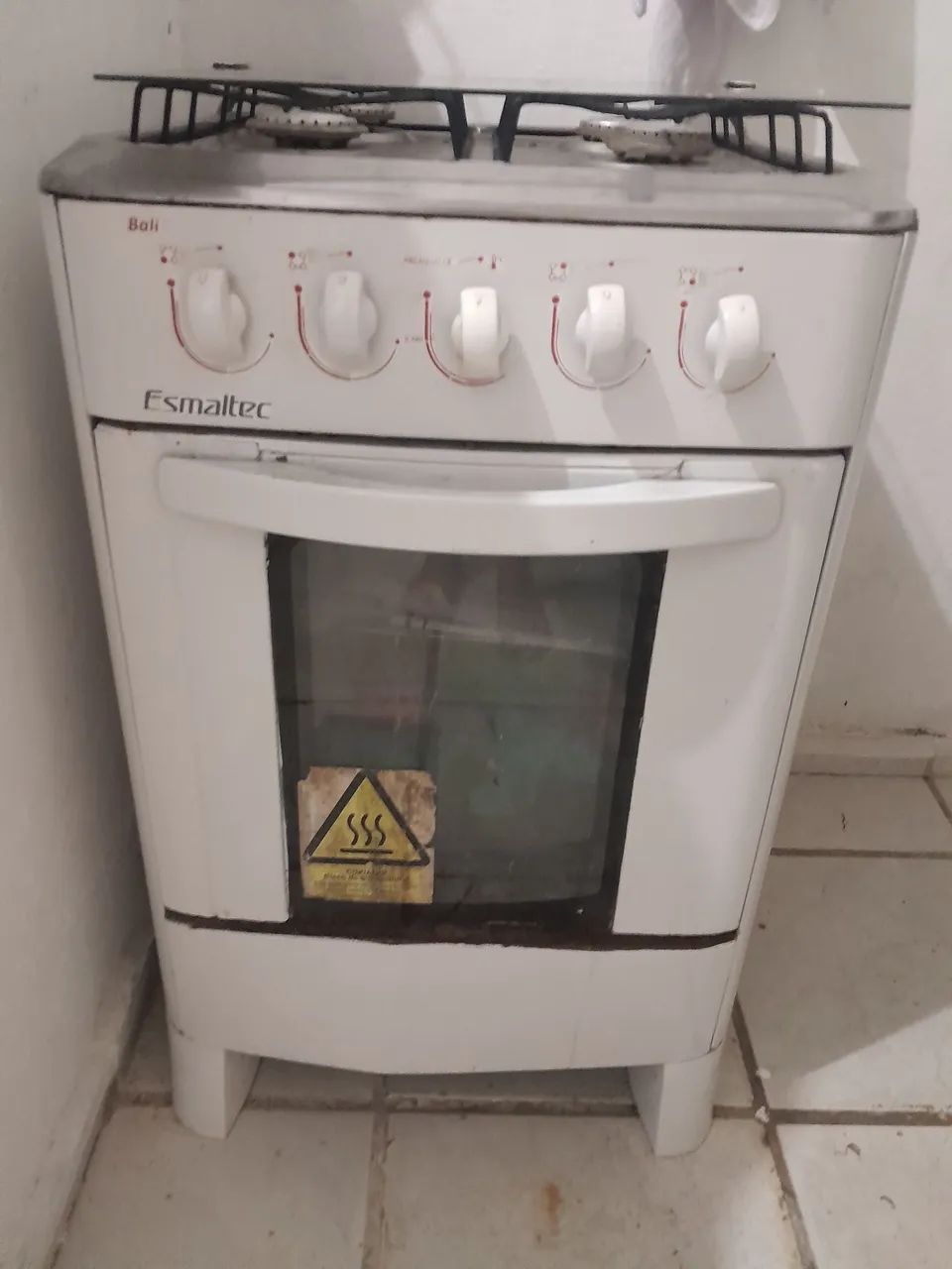 Fogão Esmaltec seminovo