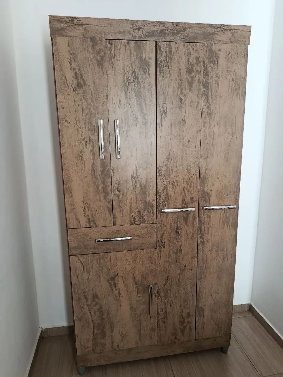 Guarda Roupa 2 portas