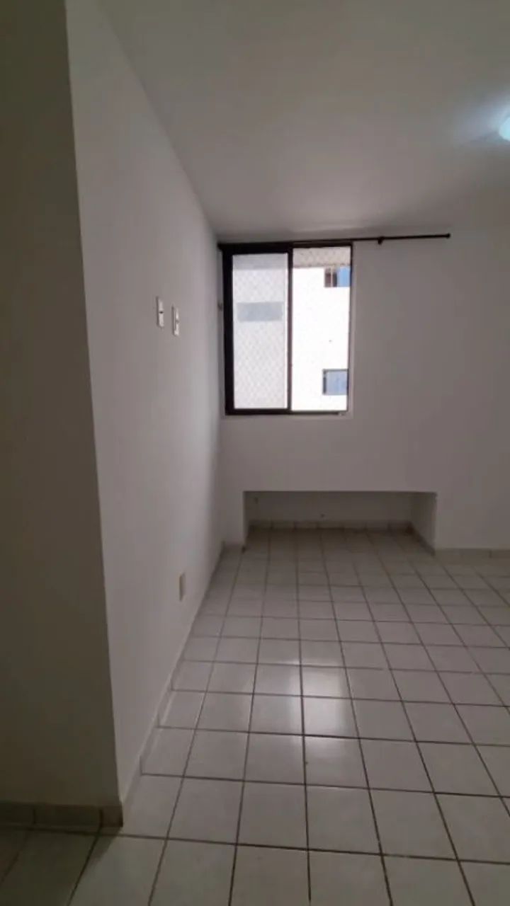 Apartamento em Intermares a 50m da praia, com 2 quartos (1 suíte), varanda ampla, ventilad - Foto 5