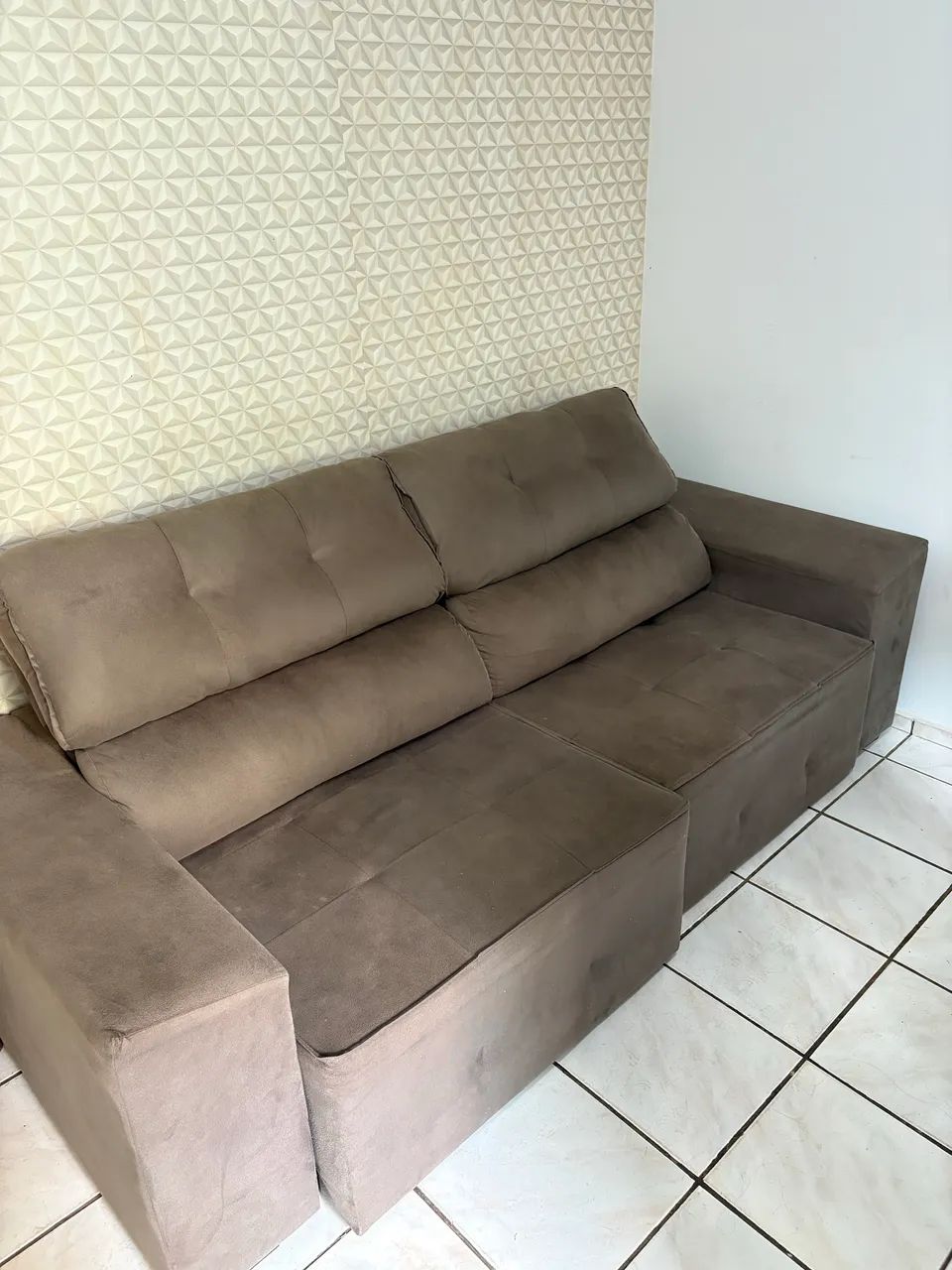 Sofá retrátil e reclinável 