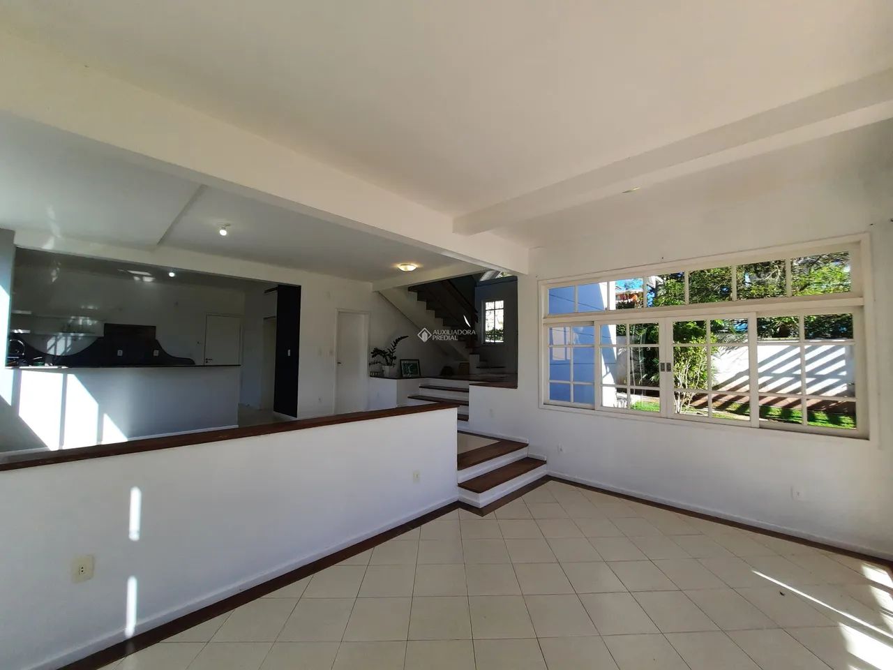 Casa com 5 quartos e 254m ² à venda em Campeche, Florianópolis. - Foto 4