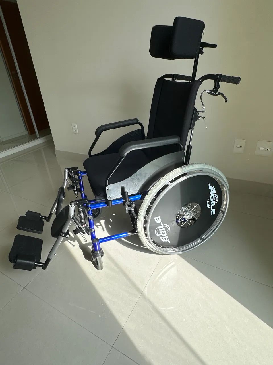 Cadeira de rodas - Foto 3