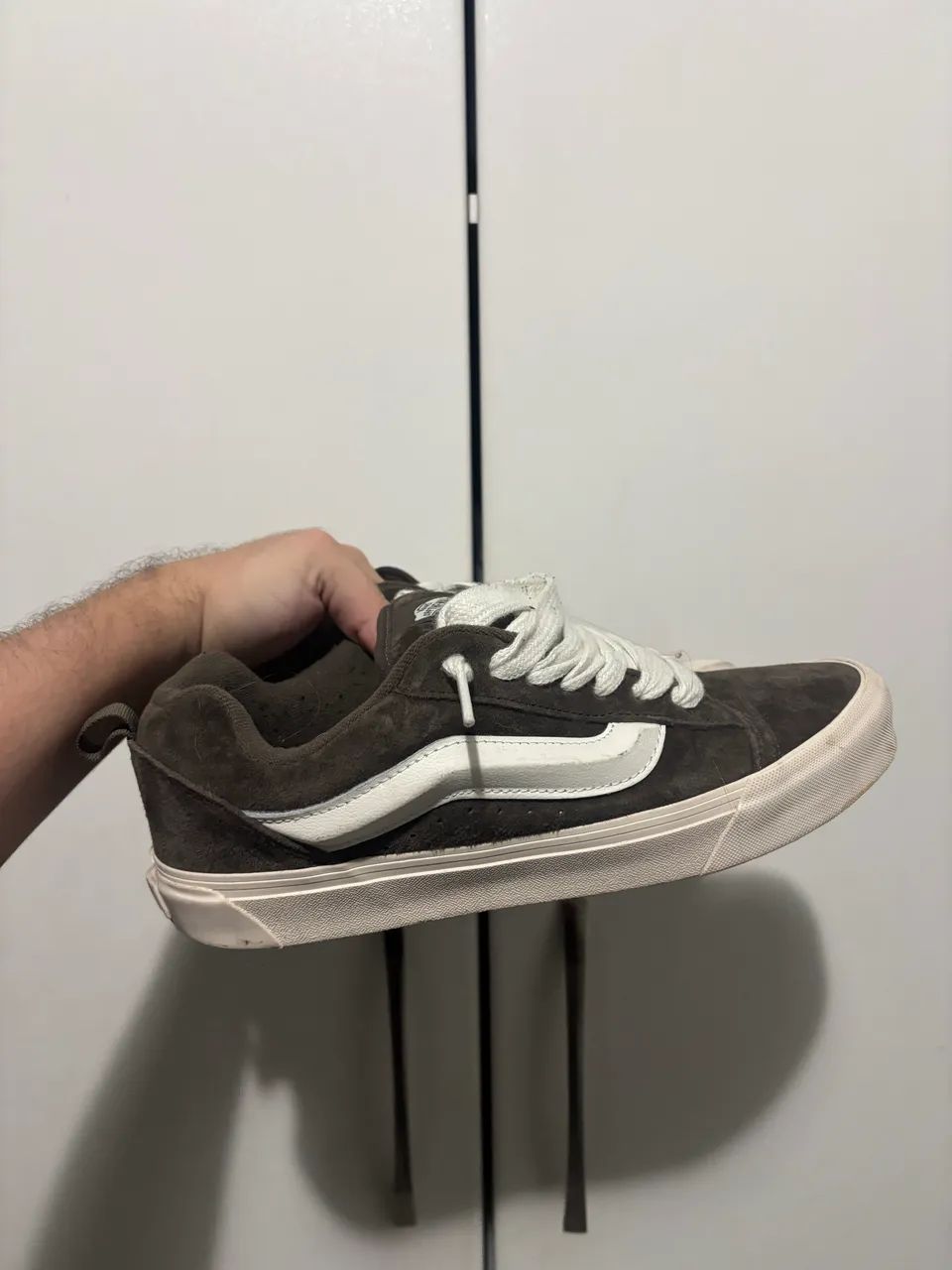 TÊNIS VANS KNU SKULL TAM 42