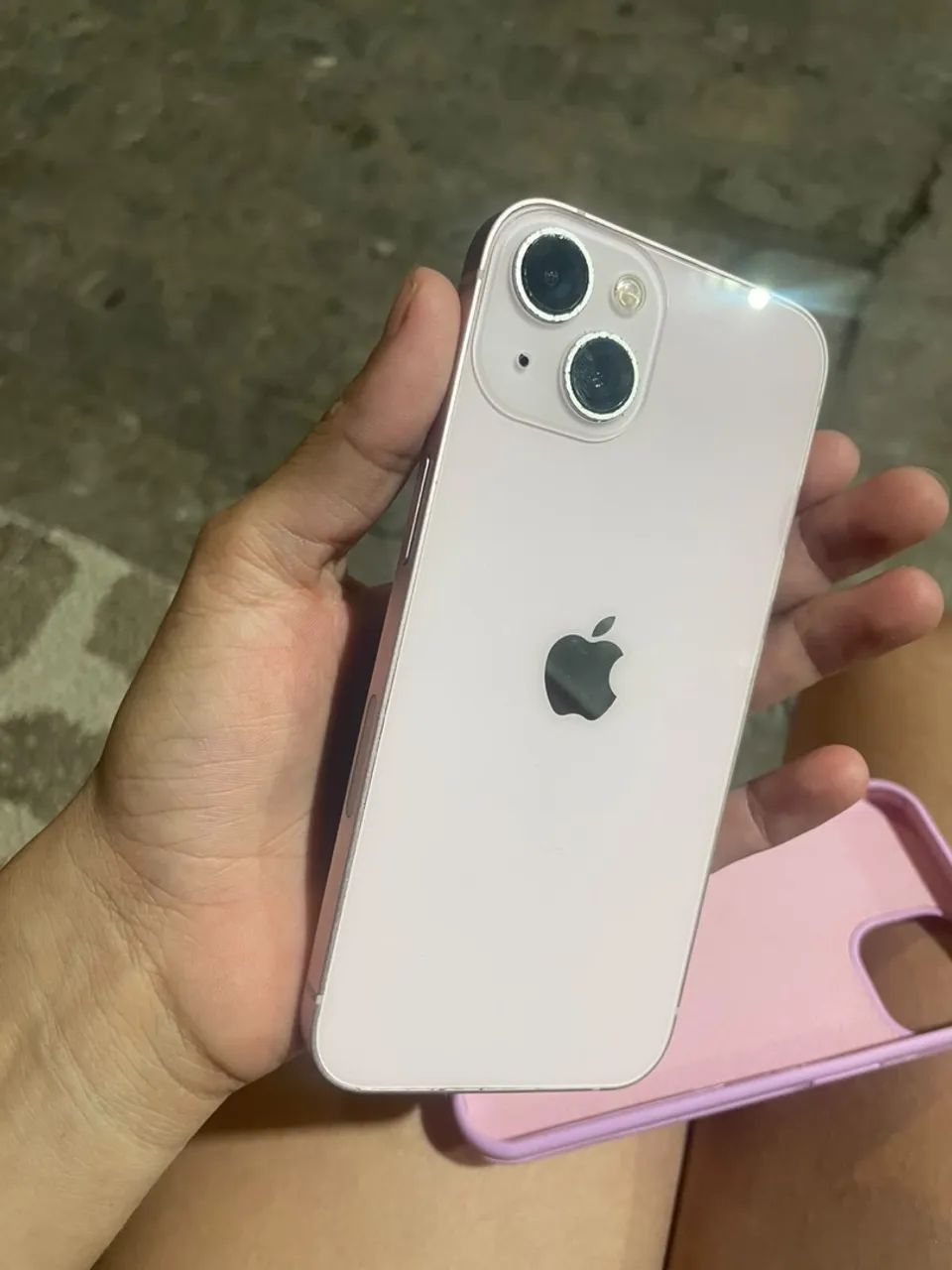 iPhone 13