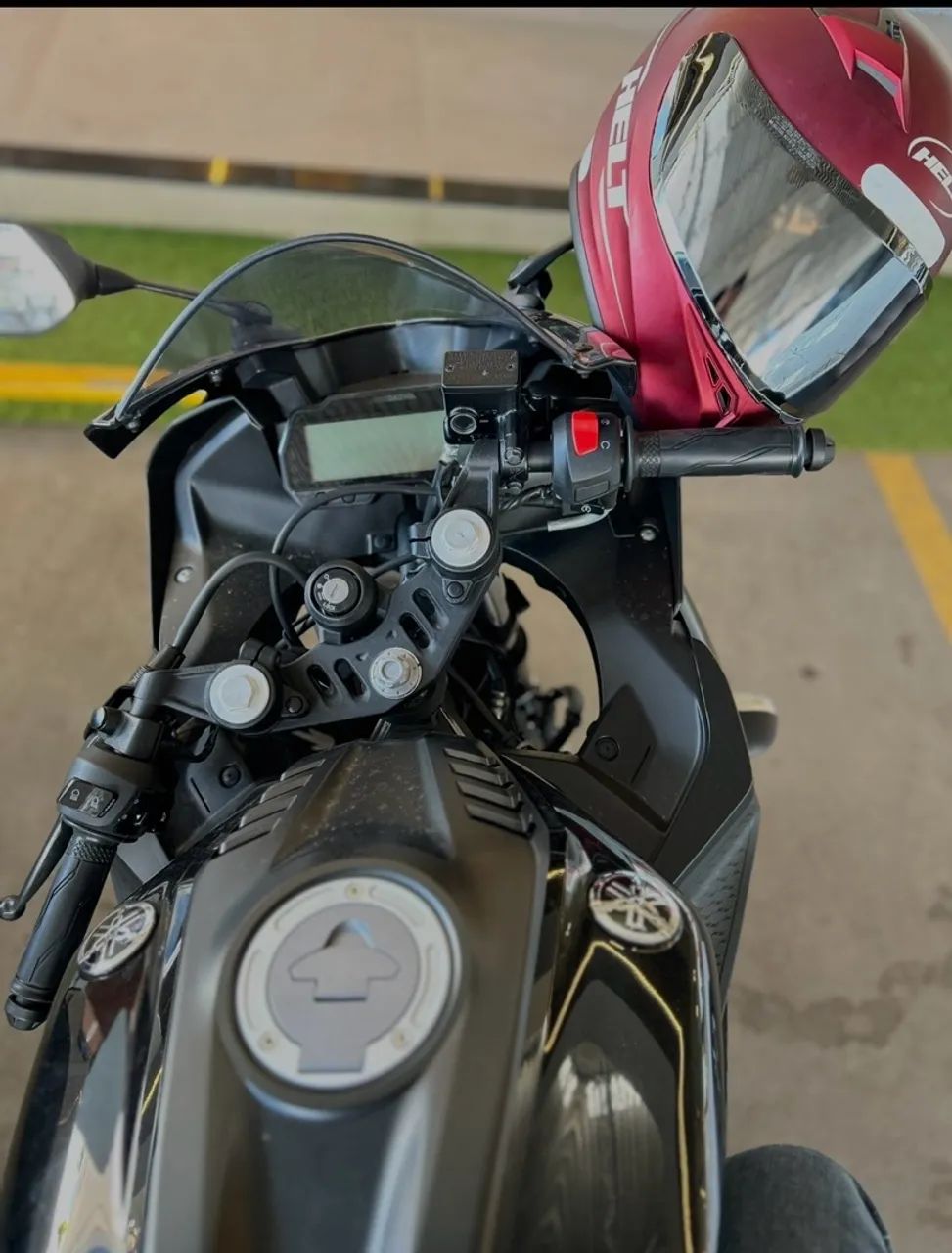 R15