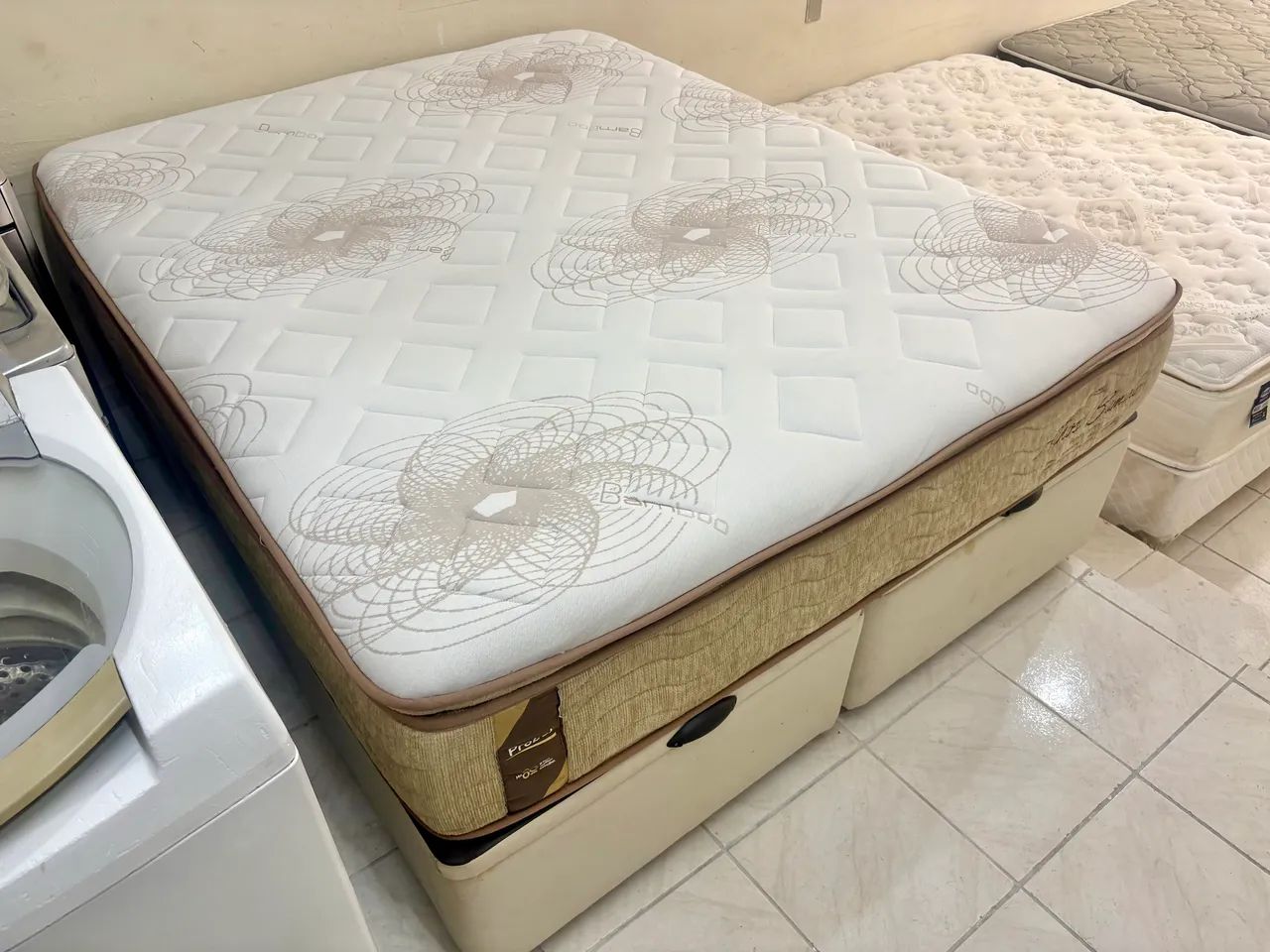 Cama box de casal Queen baú , cama de casal baú  - Foto 3