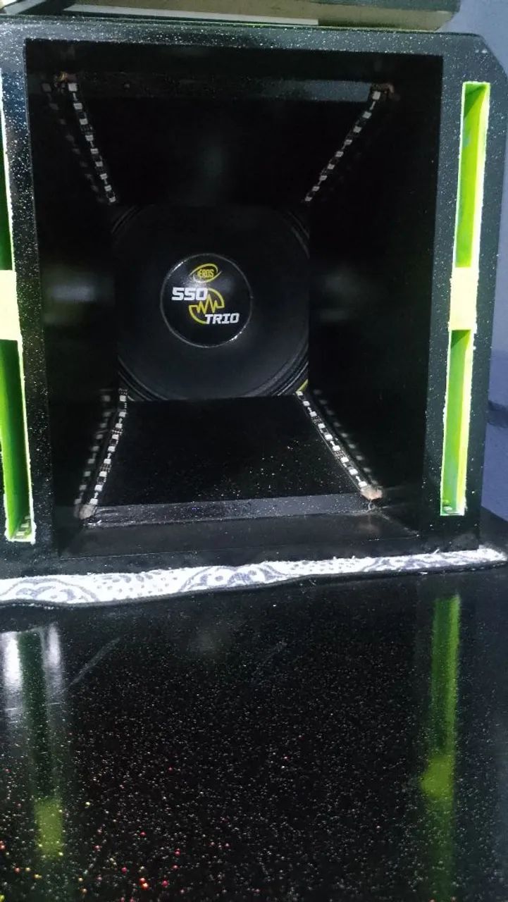 Target Bass 5k 15 polegadas semi novo. + Eros E550 10 polegadas semi novo.  - Foto 4