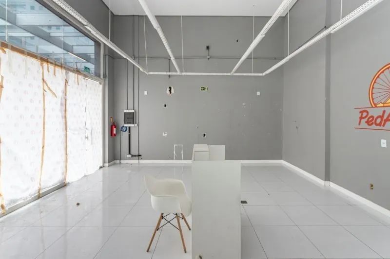 Ponto Comercial/Loja para Aluguel no Bairro Praia De Belas com 45m² de Área Útil - Foto 4