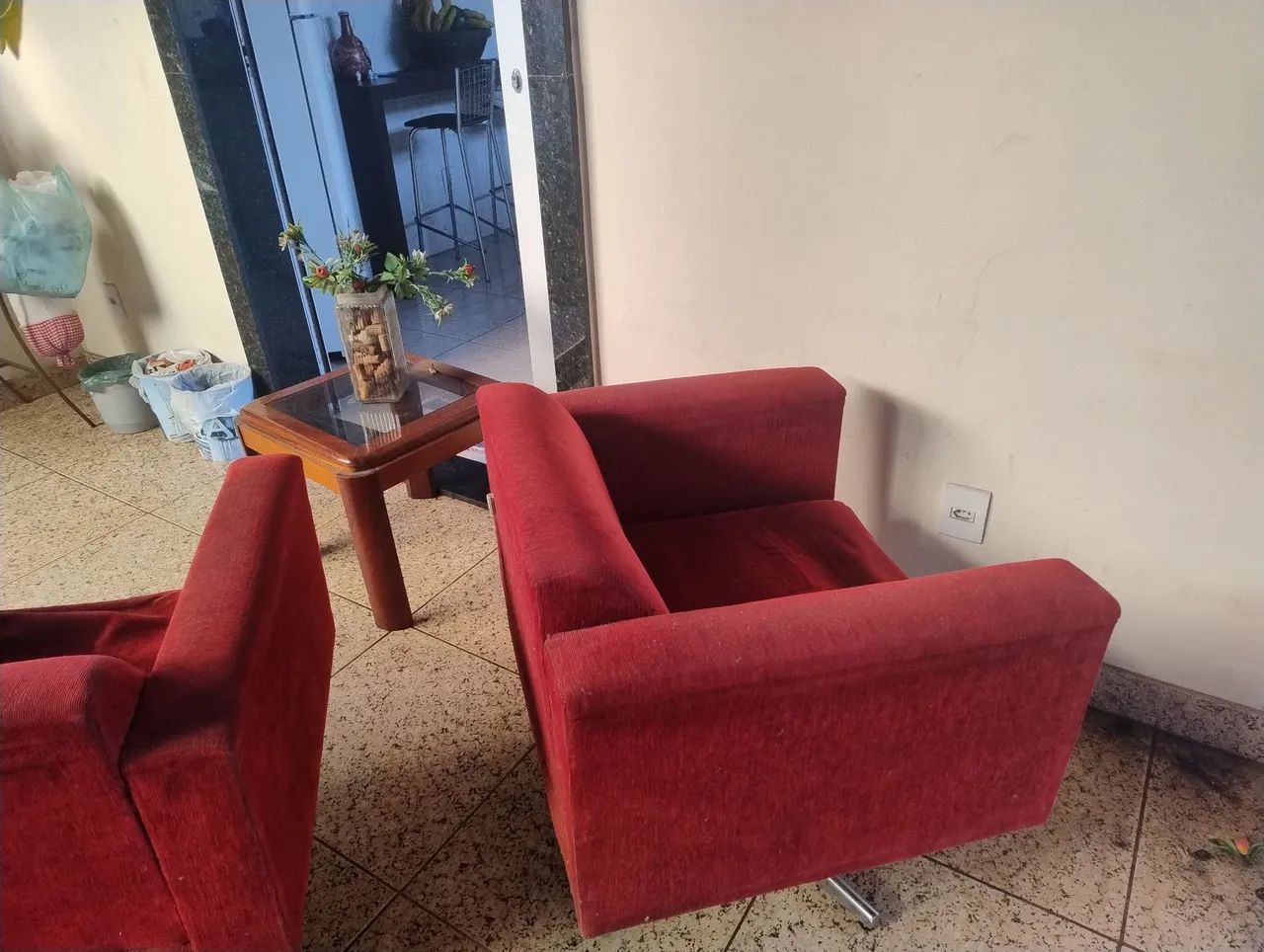 Duas cadeiras giratórias vermelhas - Foto 5