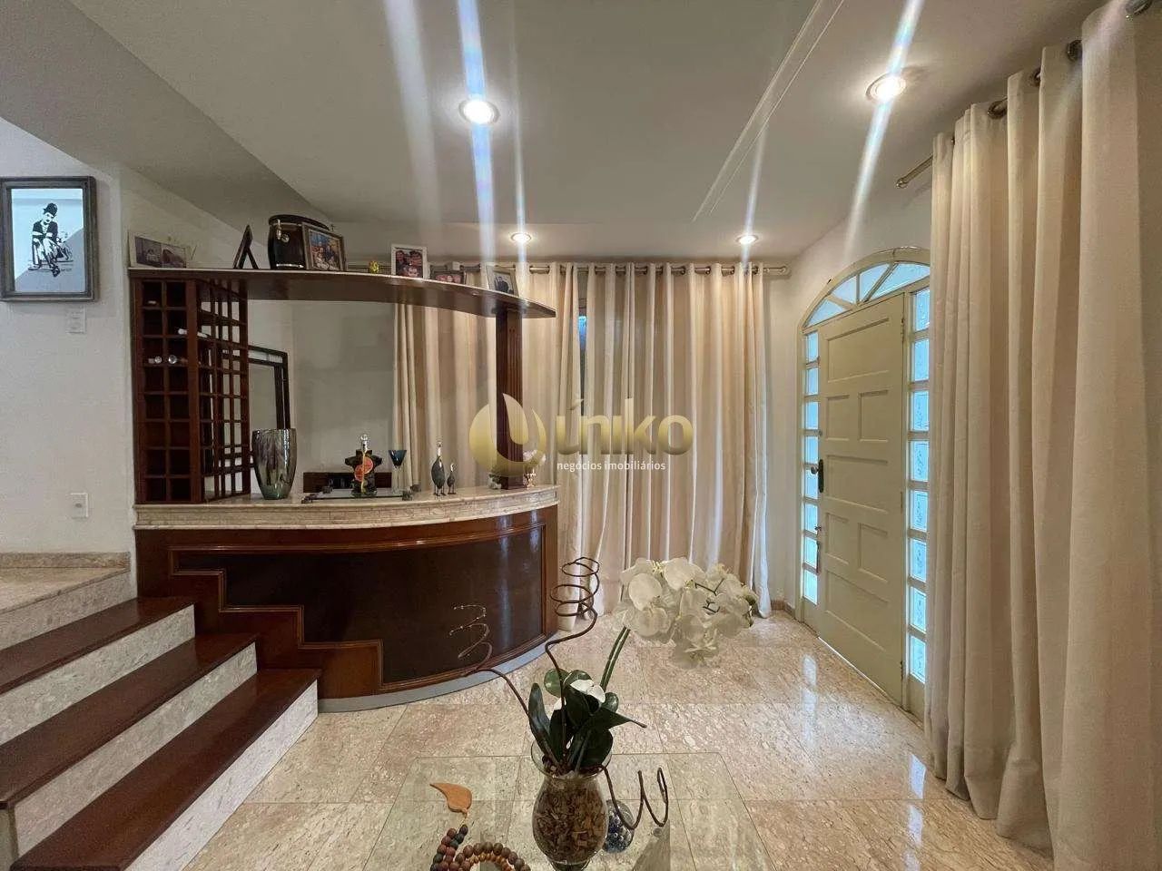 5 quartos, 1 suite, 4 vgs- Santa Lúcia - Foto 5