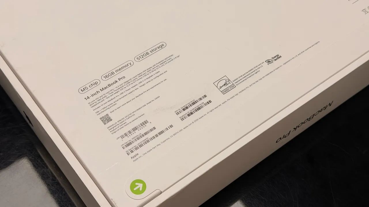 Macbook Pro M5 lacrado pronta entrega - Notebooks - Mata da Praia