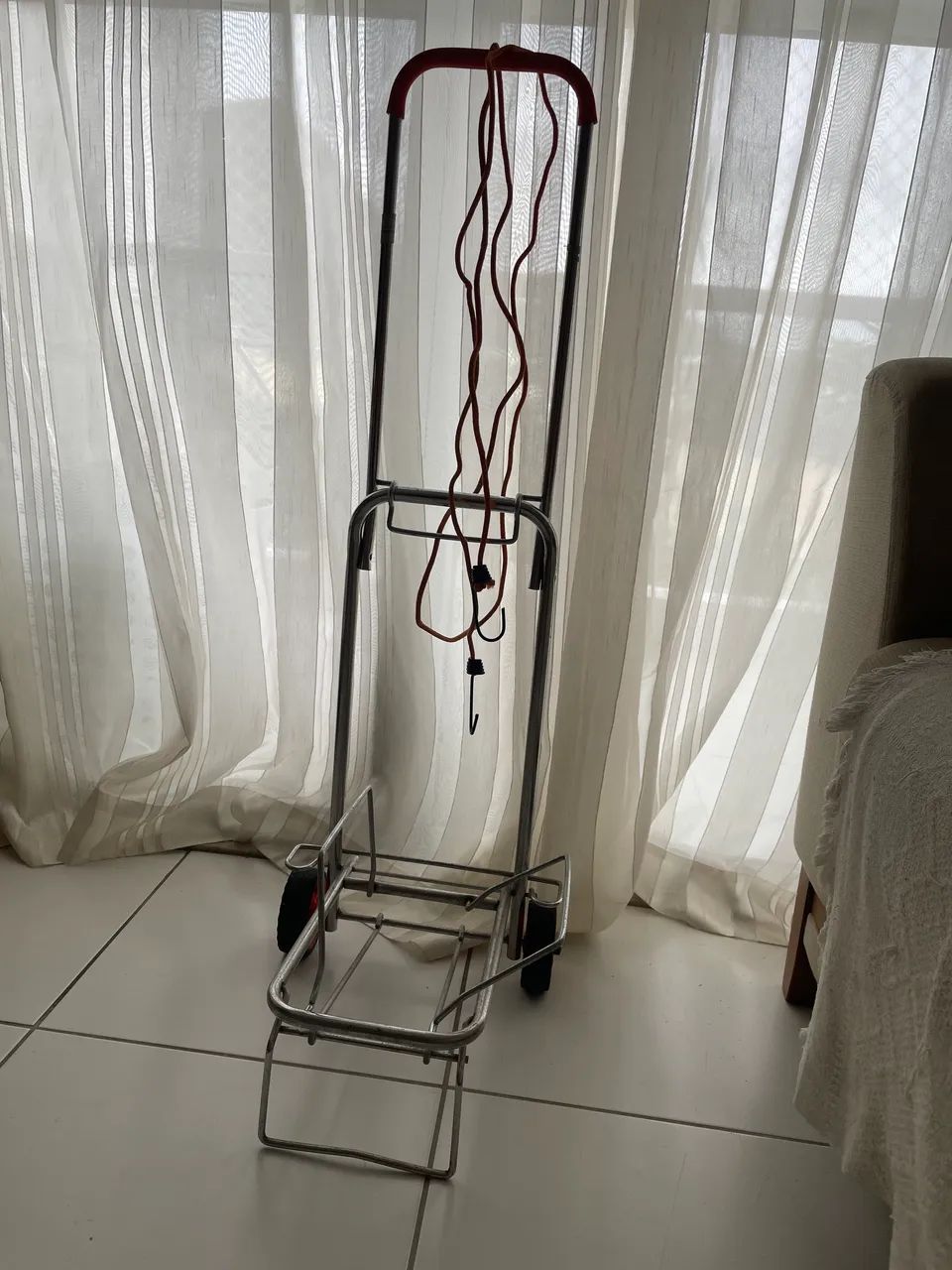 Carrinho de carga dobrável de Alumínio em perfeito estado!