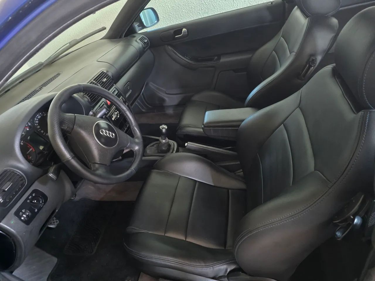 Audi A3 1.8 3P 1998 - Foto 5