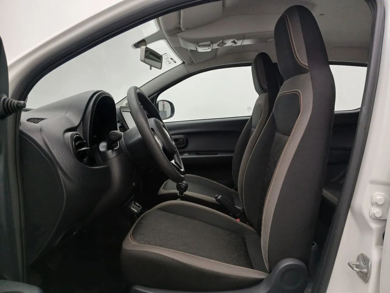 Fiat Mobi TREKKING 1.0 Flex 5p., foto 16 de 18