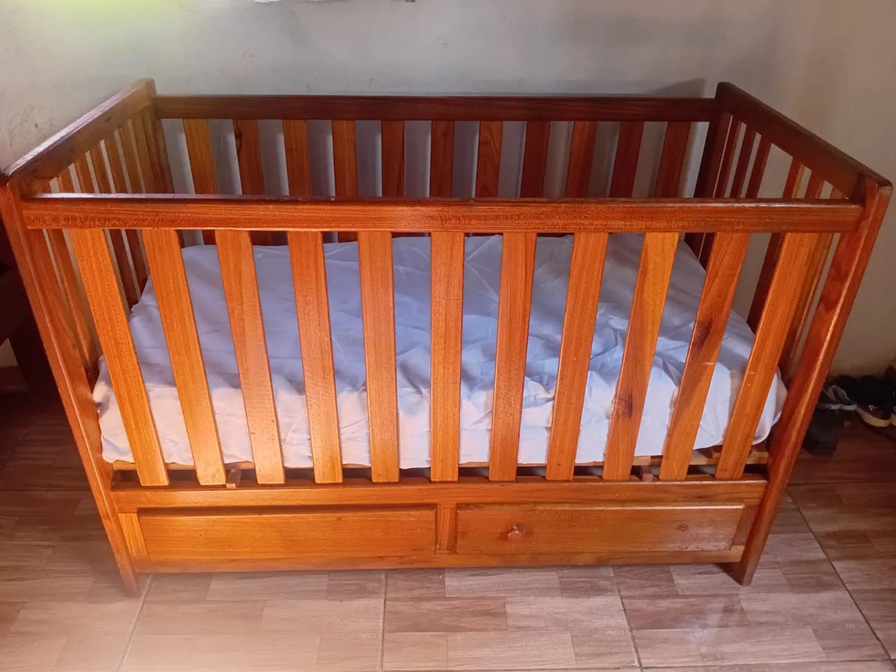 Berço de madeira
