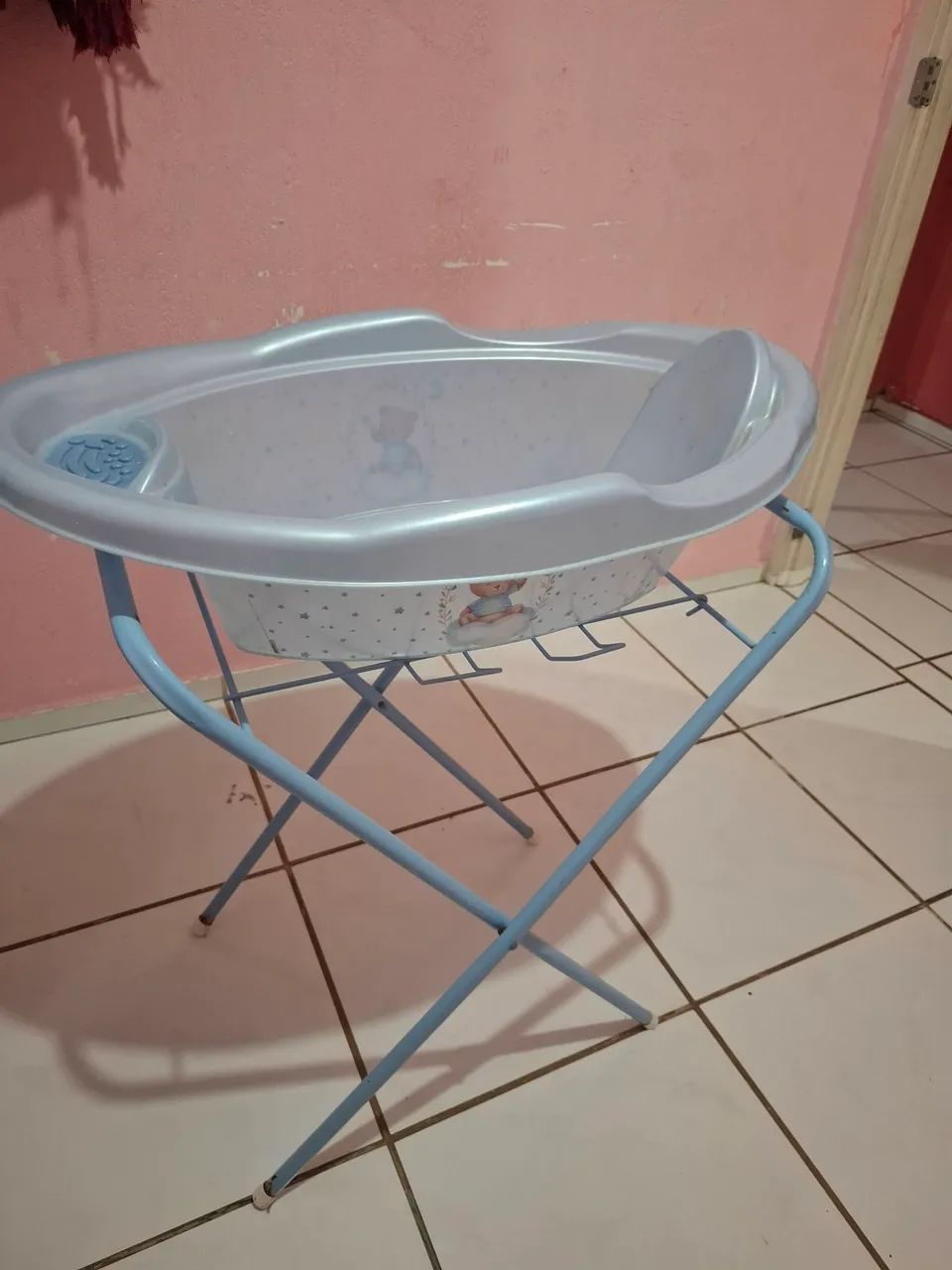 Banheira para bebê com suporte - Foto 2