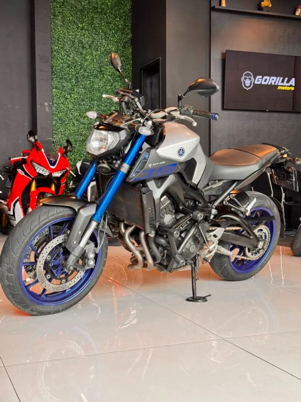 YAMAHA - MT 09 - Foto 4