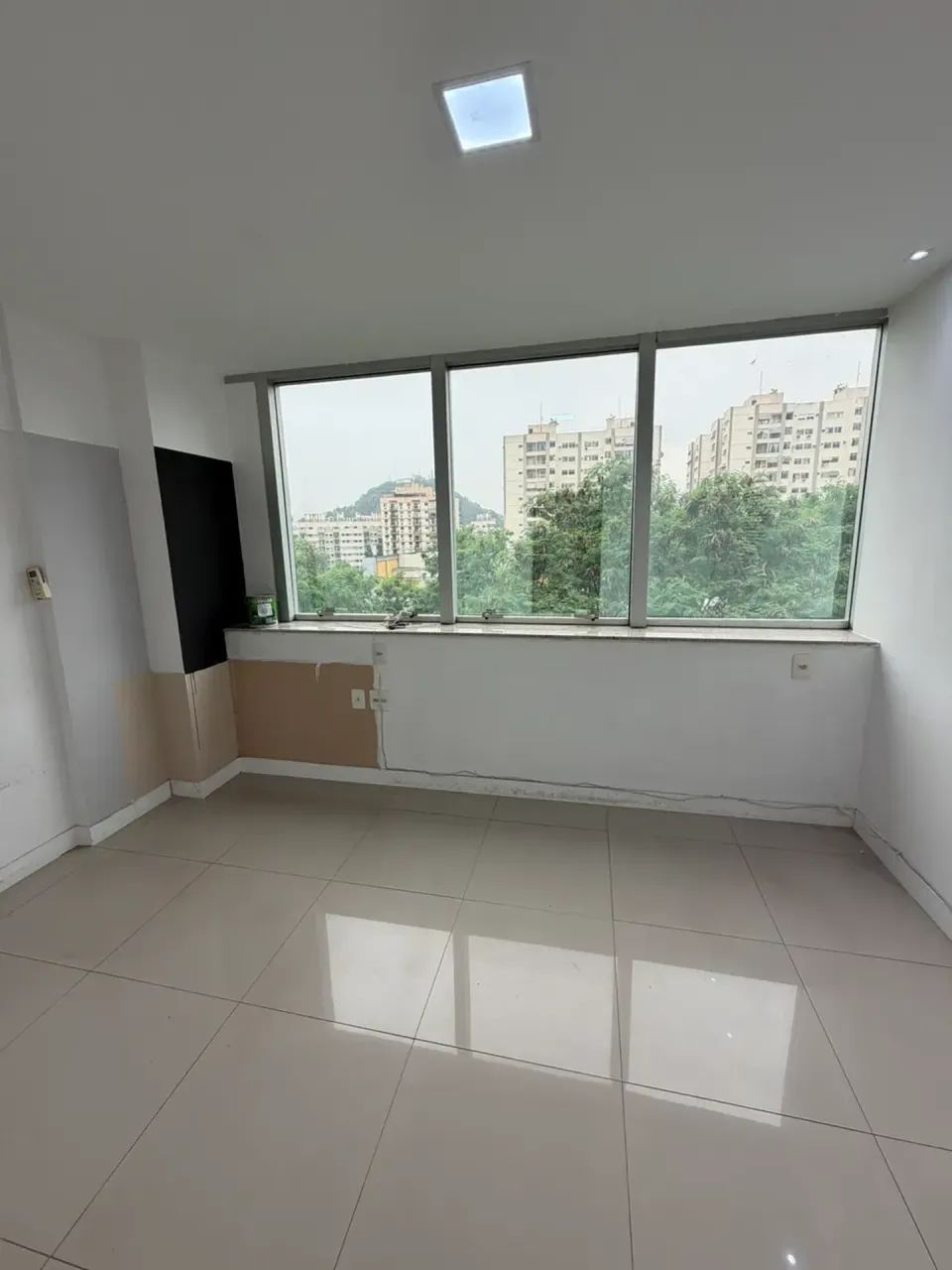 CONJUNTO SALA COMERCIAL - ATE 4 SALAS - Foto 5