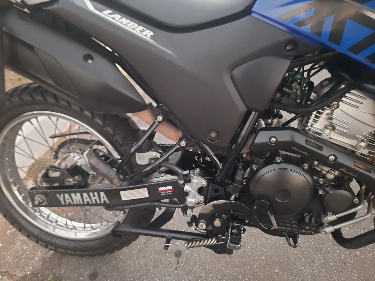 Lander xtz 250 abs - Foto 3