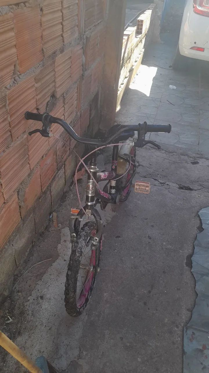 Bicicleta semi-nova 