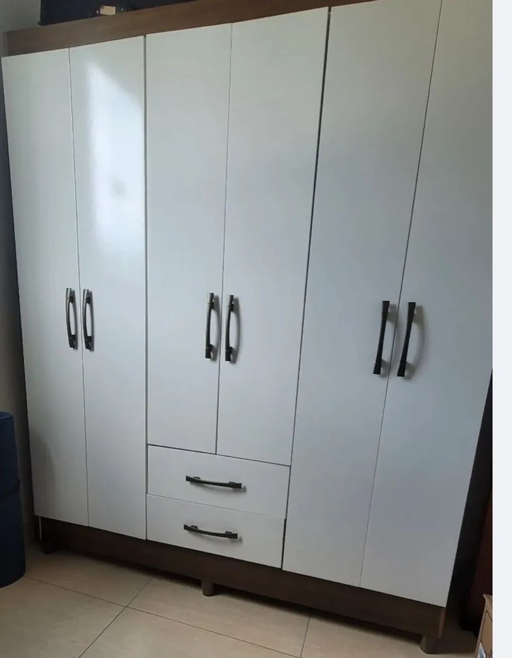 Guarda roupa usado 6 portas