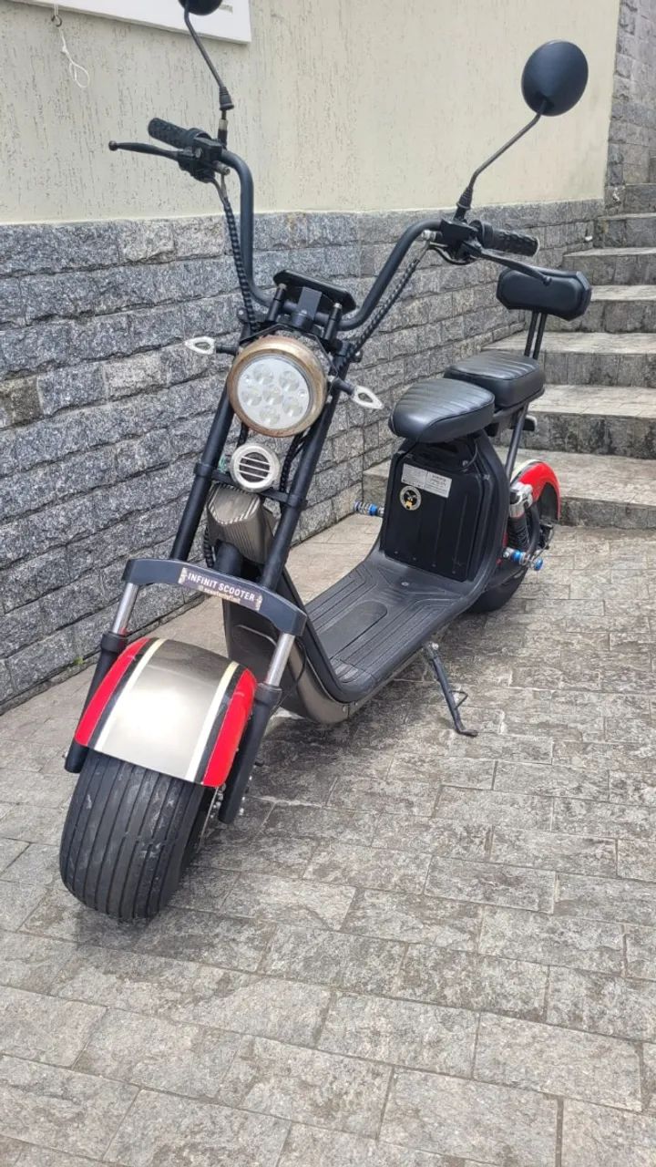 Scooter Elétrica X11, 2000w, 60v e bateria de 21 ah