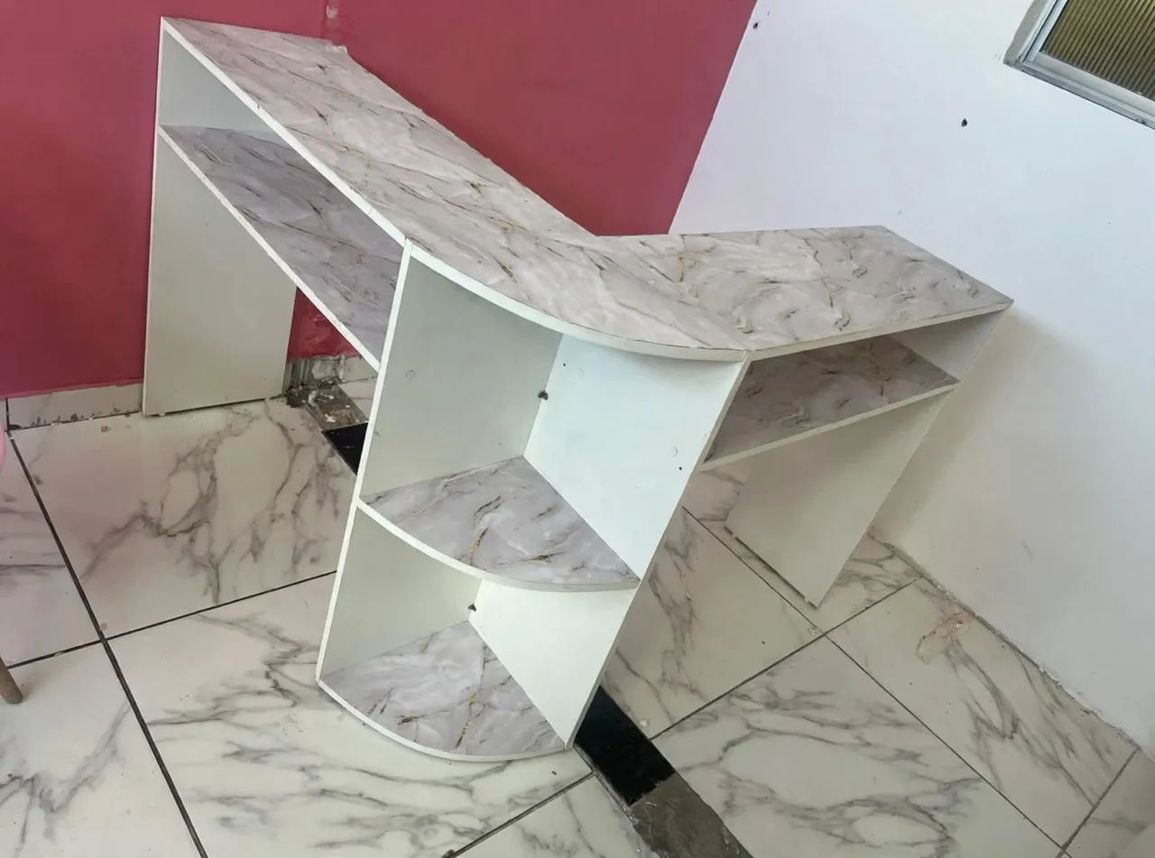 Mesa de manicure 