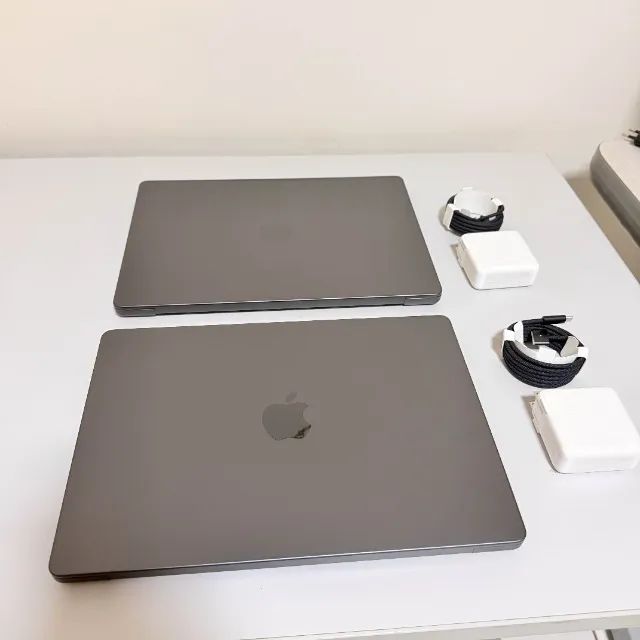 Macbook Pro M5 Com Chip Pro 24gb 2TB SSD 14" - Com 15 Núcleos CPU E 16 Núcleos GPU - Foto 2