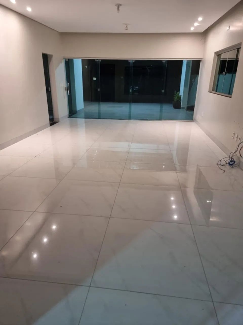Excelente casa nova no centro - Foto 5