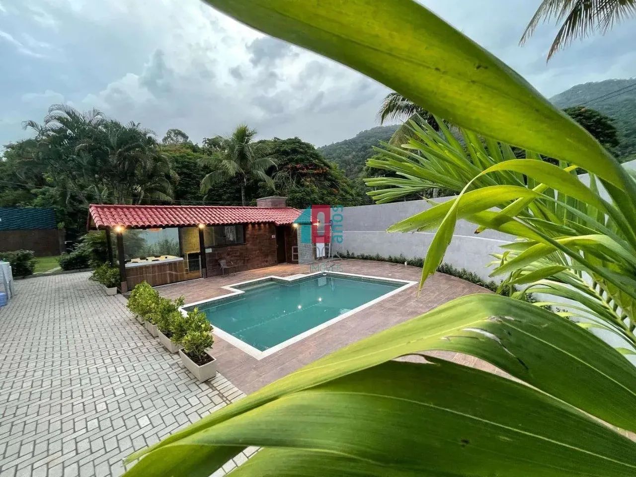 Vargem Pequena | Casa 3 quartos, sendo 1 suite