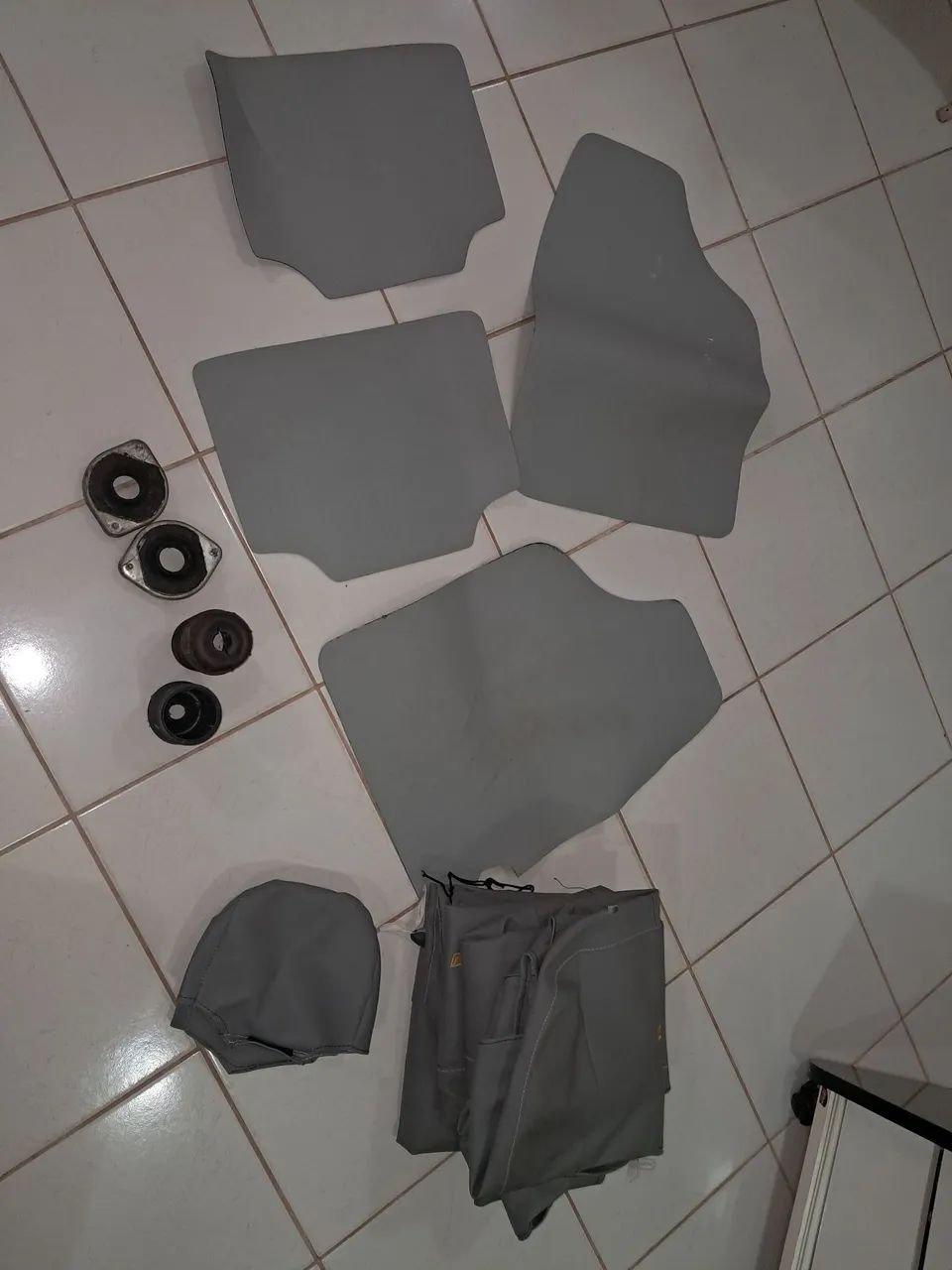 Tapetes e capa de banco corsa - Foto 4