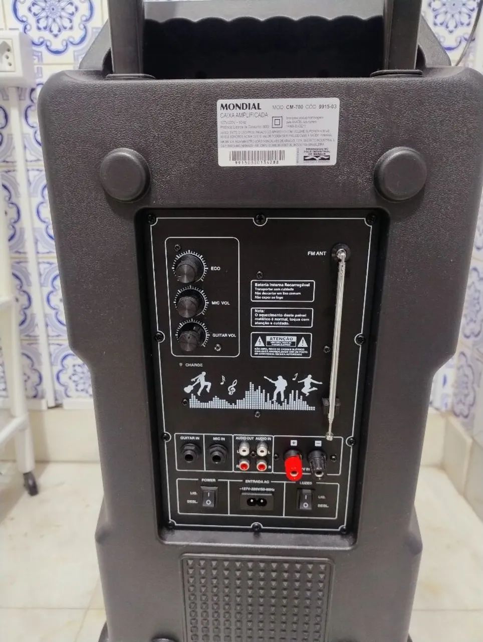 Vende se caixa de som bluetooth Cm700 com alto falante de 15 polegadas muito potente nova  - Foto 5