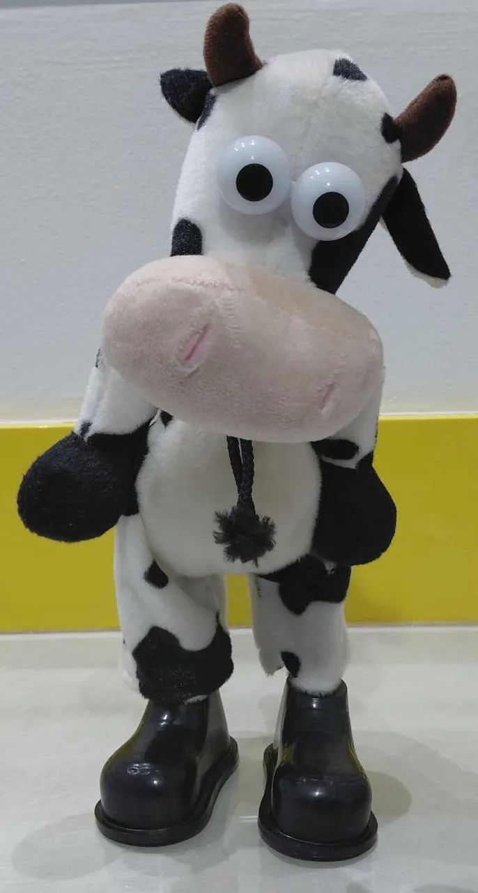 Brinquedo Boneco VAQUINHA