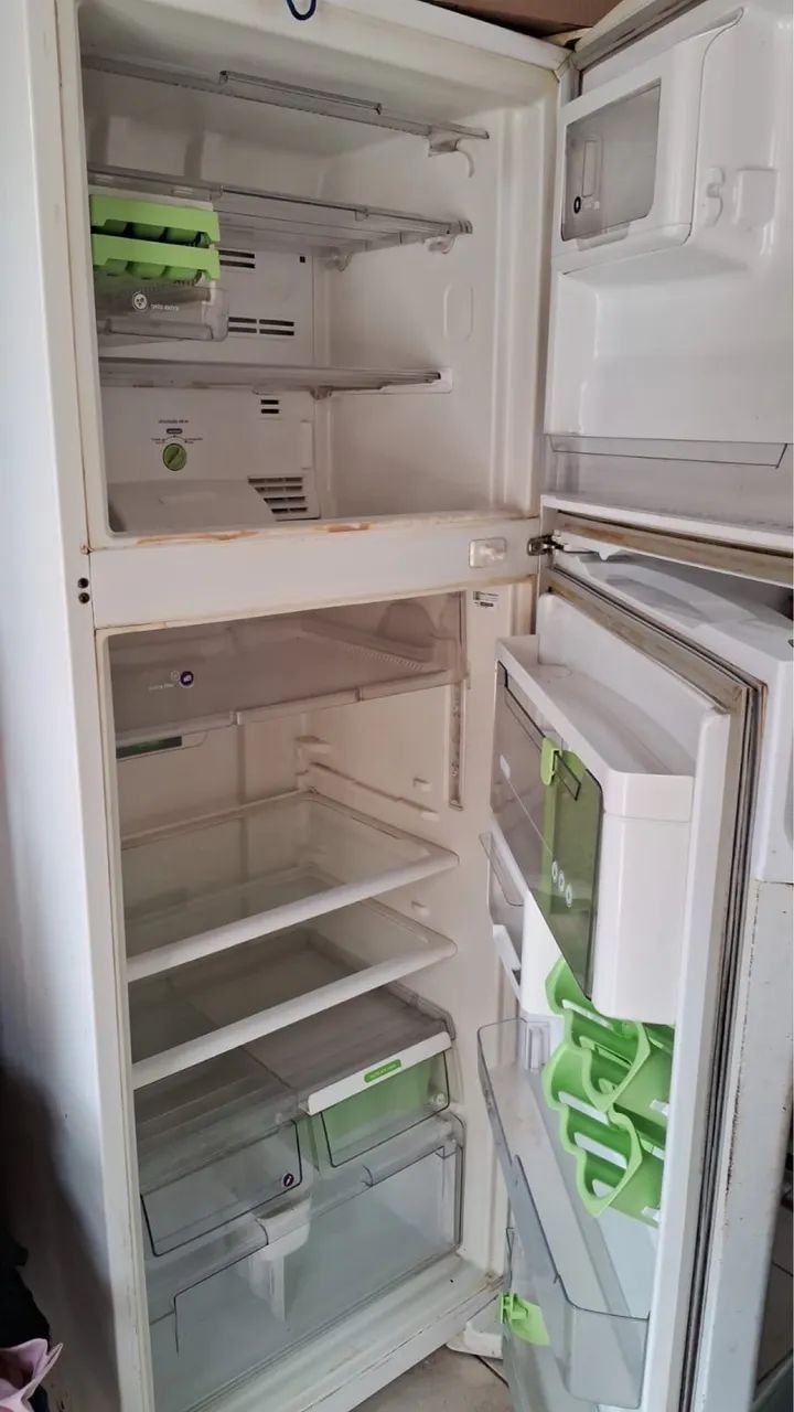 Vende- se Geladeira - Foto 3