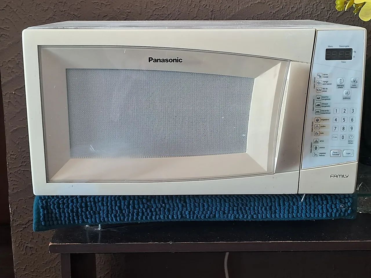 Microondas Panasonic 35 litros ( Funcionando perfeitamente) - Foto 5