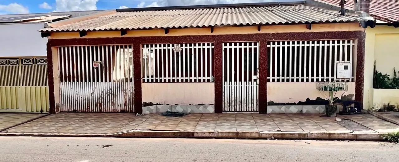 *Vendo casa em Serra Dourada 1