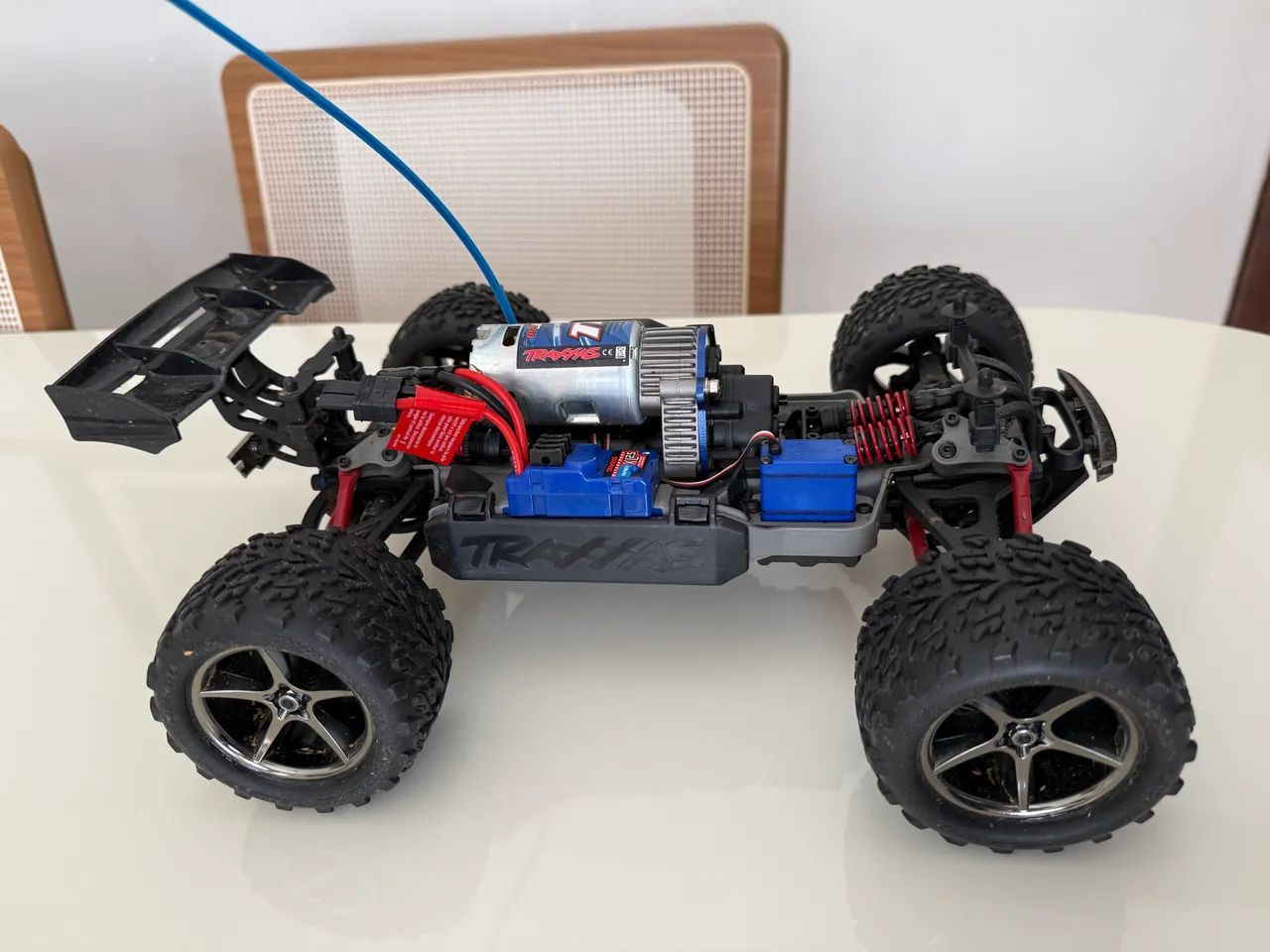 Traxxas E-Revo 1/16 - Foto 4