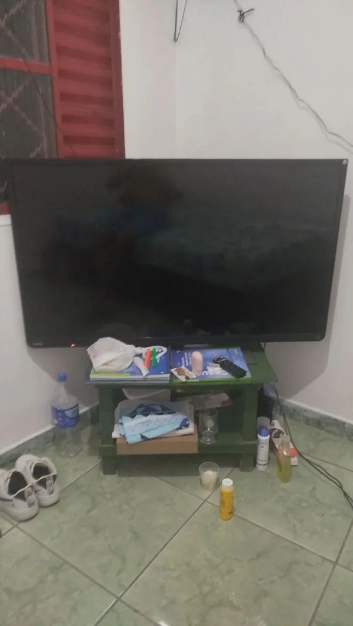 TV 48  polegas , não e Smart  - Foto 2