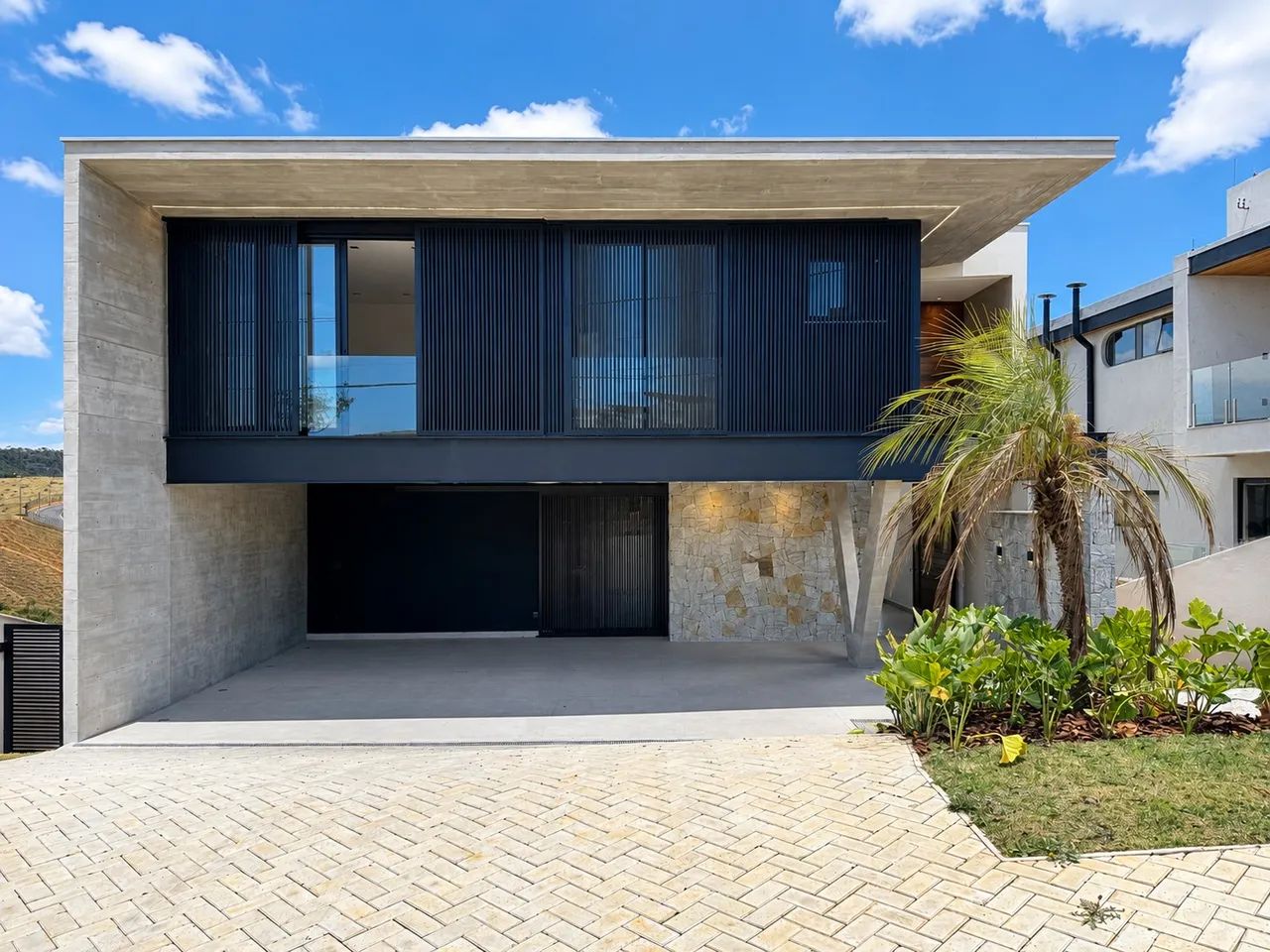 Casa 4 Quartos com Suítes, Piscina e Sauna no Alphaville - Foto 2