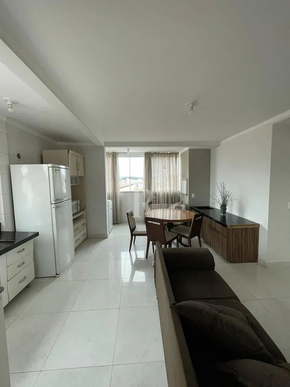 Apartamento semi mobiliado para locação com 02 dormitórios, vaga de garagem e churrasqueir - Foto 5