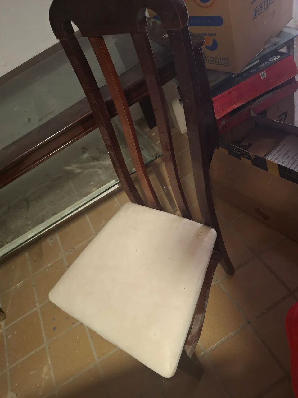 Mesa com cadeiras - Foto 4