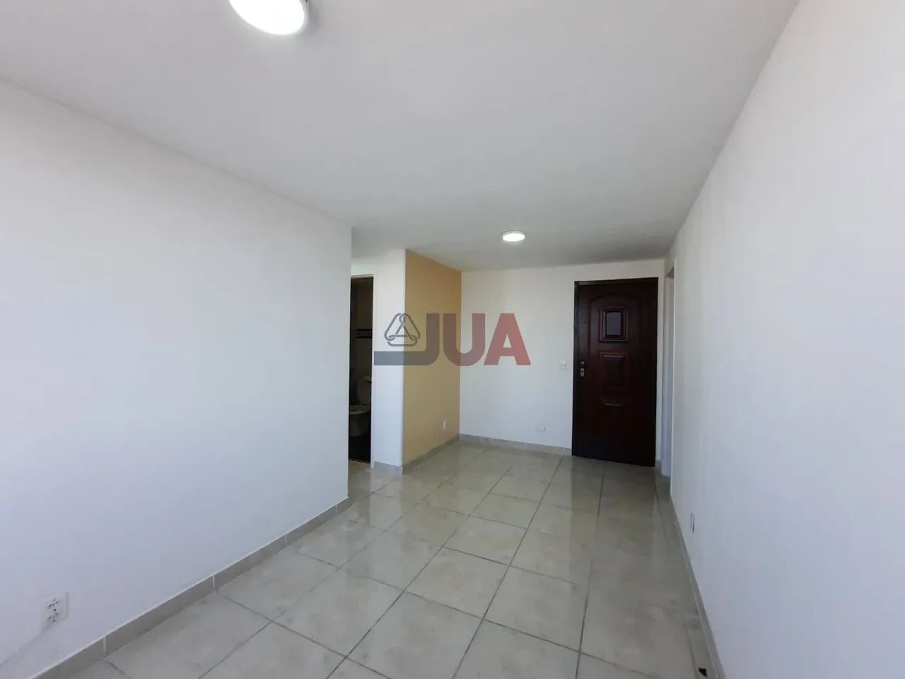 Apartamento de 2 quartos para locação no Centro de Nilópolis - Condomínio Edifício Gisela - Foto 2