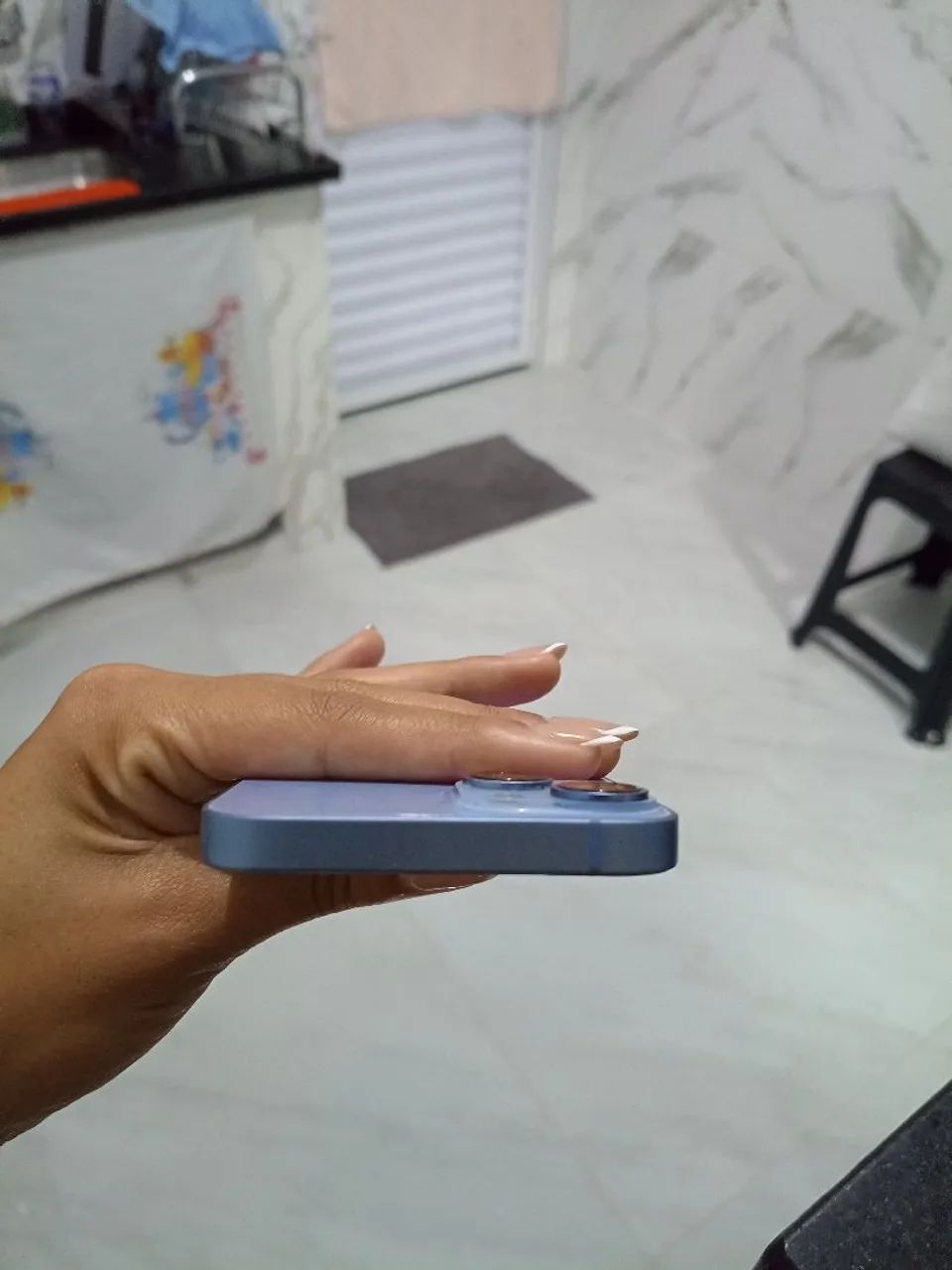 iPhone 14 azul  - Foto 2