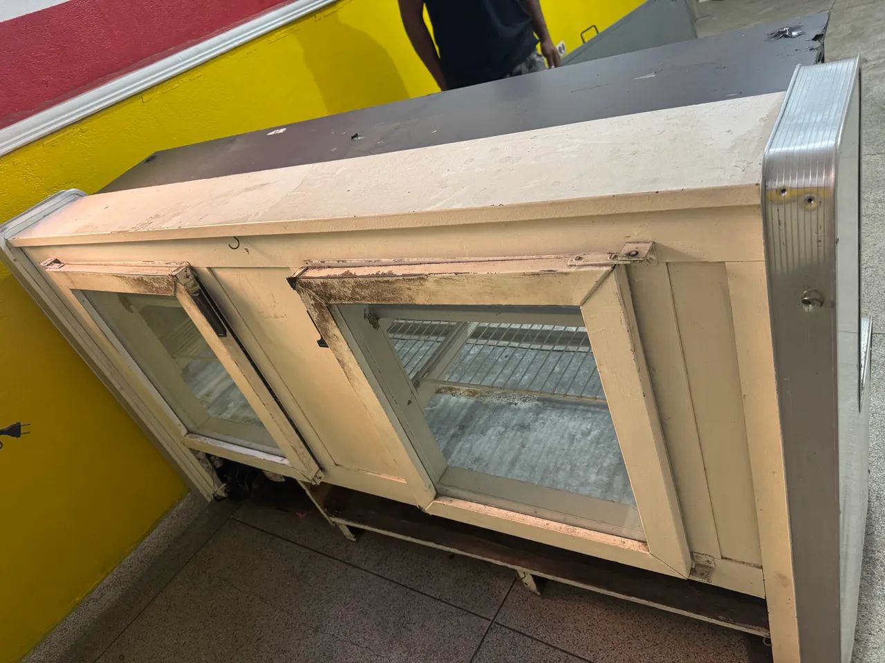 Balcão refrigerado 220v