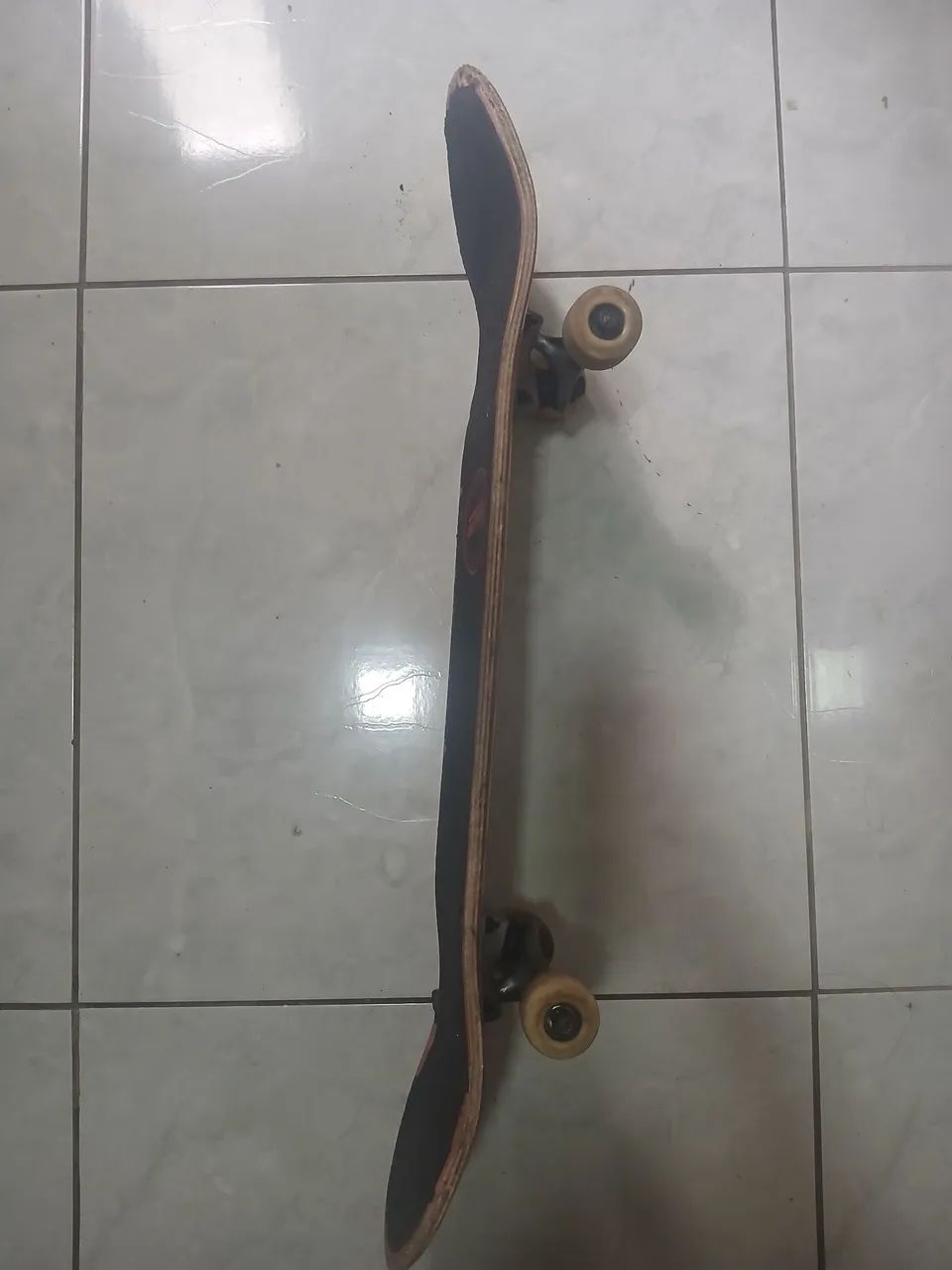 Skate 8.5 usado (shape de maple) - Foto 2