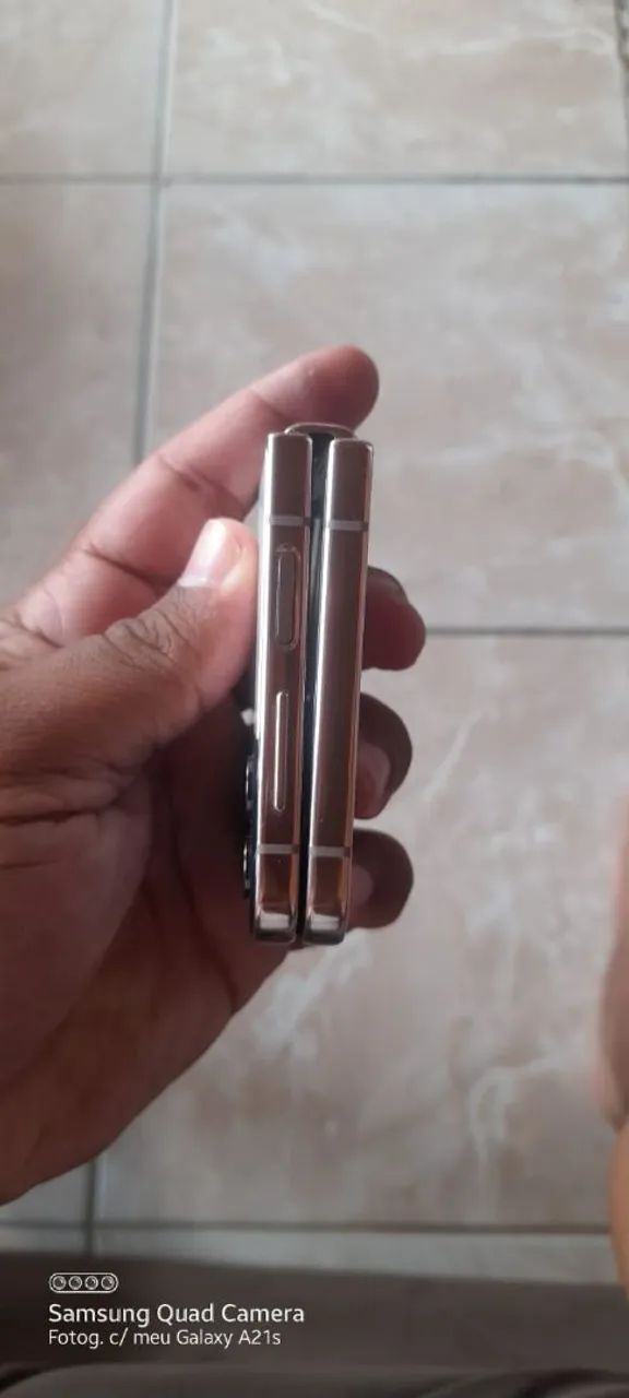 Vende-se um zflip 4 com defeito no flex  - Foto 5