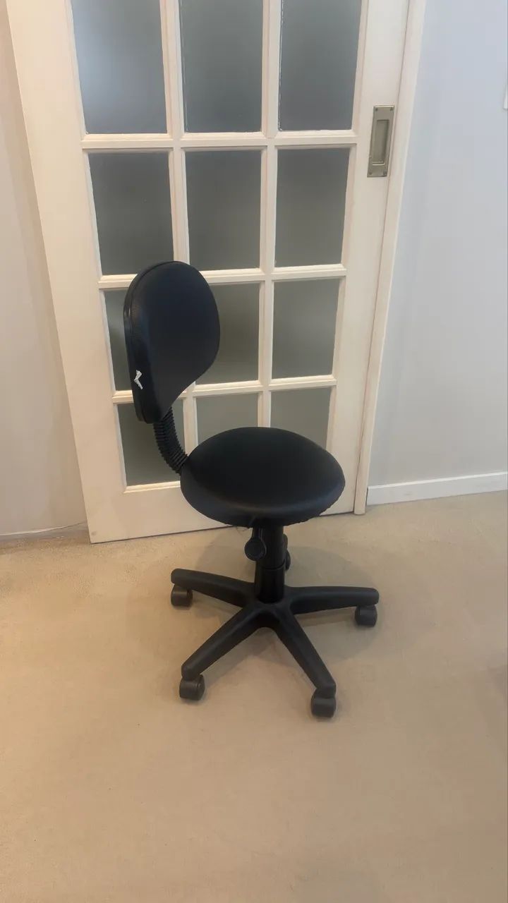 Cadeira de escritorio - Foto 2