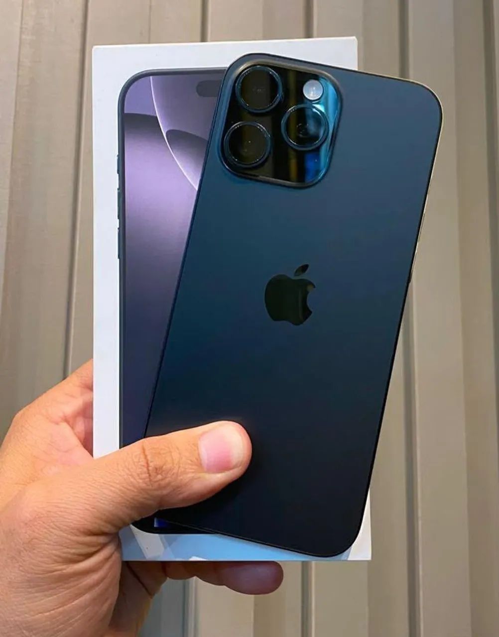 IPHONE 16 PRO SEMI NOVO